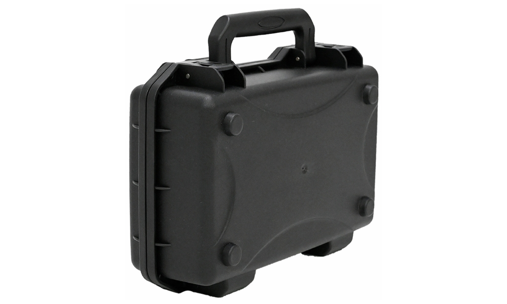 SINORA Koffer 0920-10BK-E ist ein robuster, wasserdichter, staubdichter Hartschalenkoffer aus dem Hause Solidplex.
