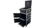 Multifunktionelles Flightcase für den Transport von 2 Fujifilm Druckern DE100-XD in Flightcaseschrank-Bauweise. Druckercase bietet zudem Platz für ein Laptop und Zubehör. Idealer Begleiter für mobile Fotografen auf Veranstaltungen und Festen.